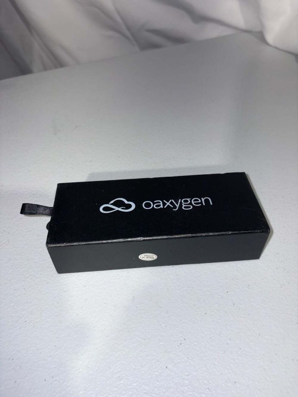 Oaxygen Blue Light Blocking Glasses with Case and Cleaning Cloth